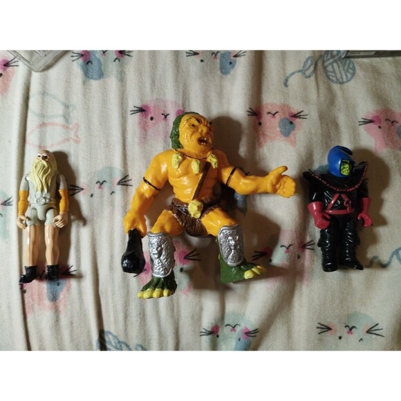 Vintage 1983 Dungeons & Dragons Action Figure Lot Of 3 Odious Ogre, Zarac, Kelek - Picture 1 of 9